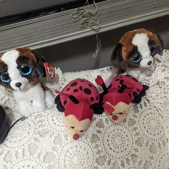 Collection of stuffies - Picture 3 of 5